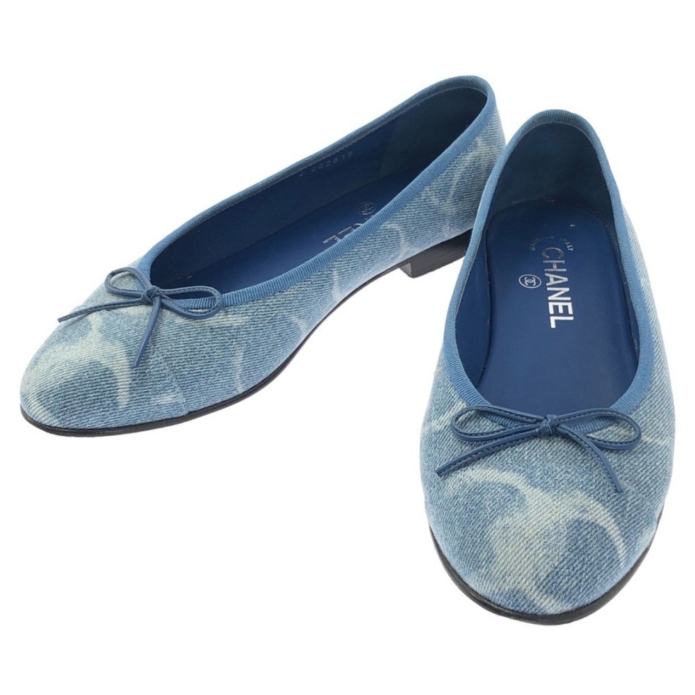 CHANEL Light Blue Denim Ballet Flats 38